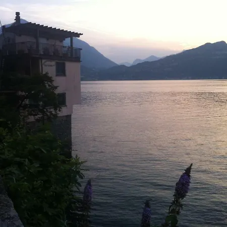 La Perla Del Di Apartment *